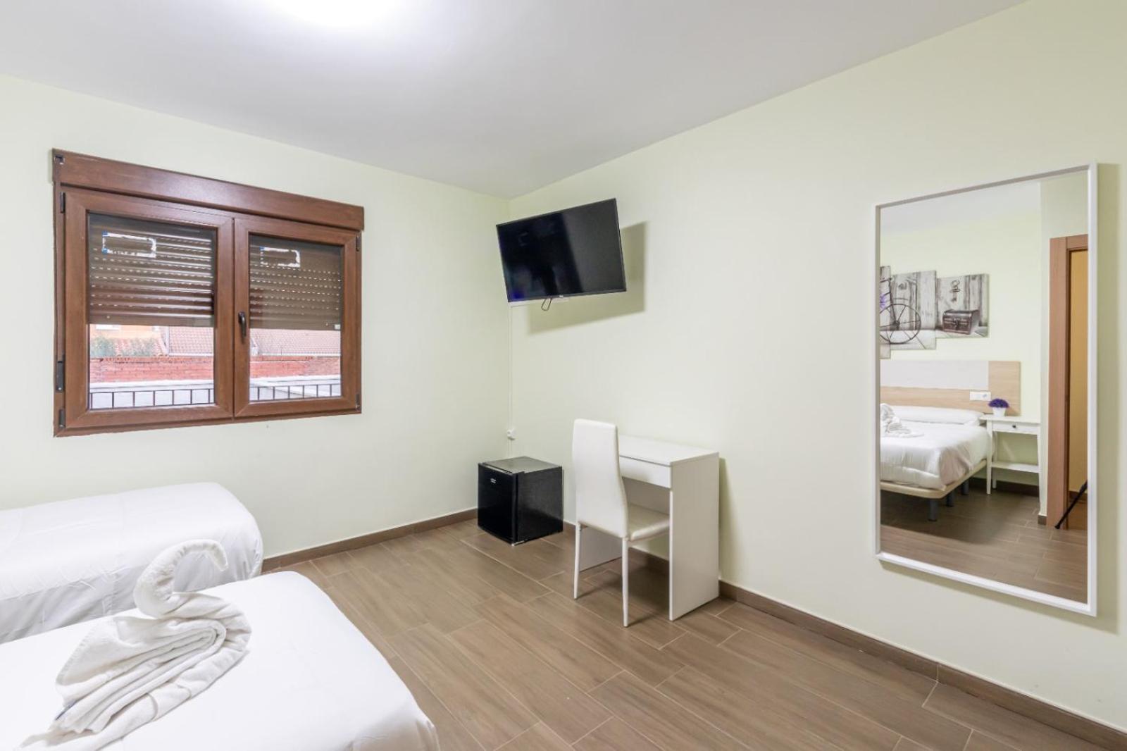 Otero & Elma 2 Hotel Alovera Buitenkant foto